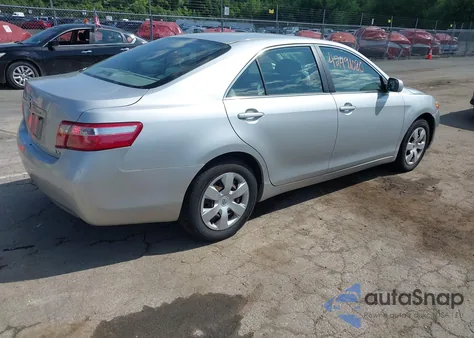 2007 Toyota Camry Ce/Le/Xle/Se z USA, uszkodzony, nr VIN 4T1BE46K27U156078
